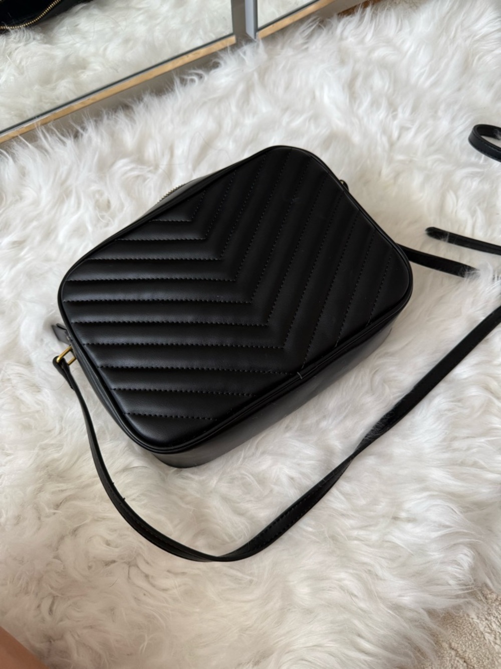 Black Quilted Camera Bag with Gold hardware - Picture 4 of 4